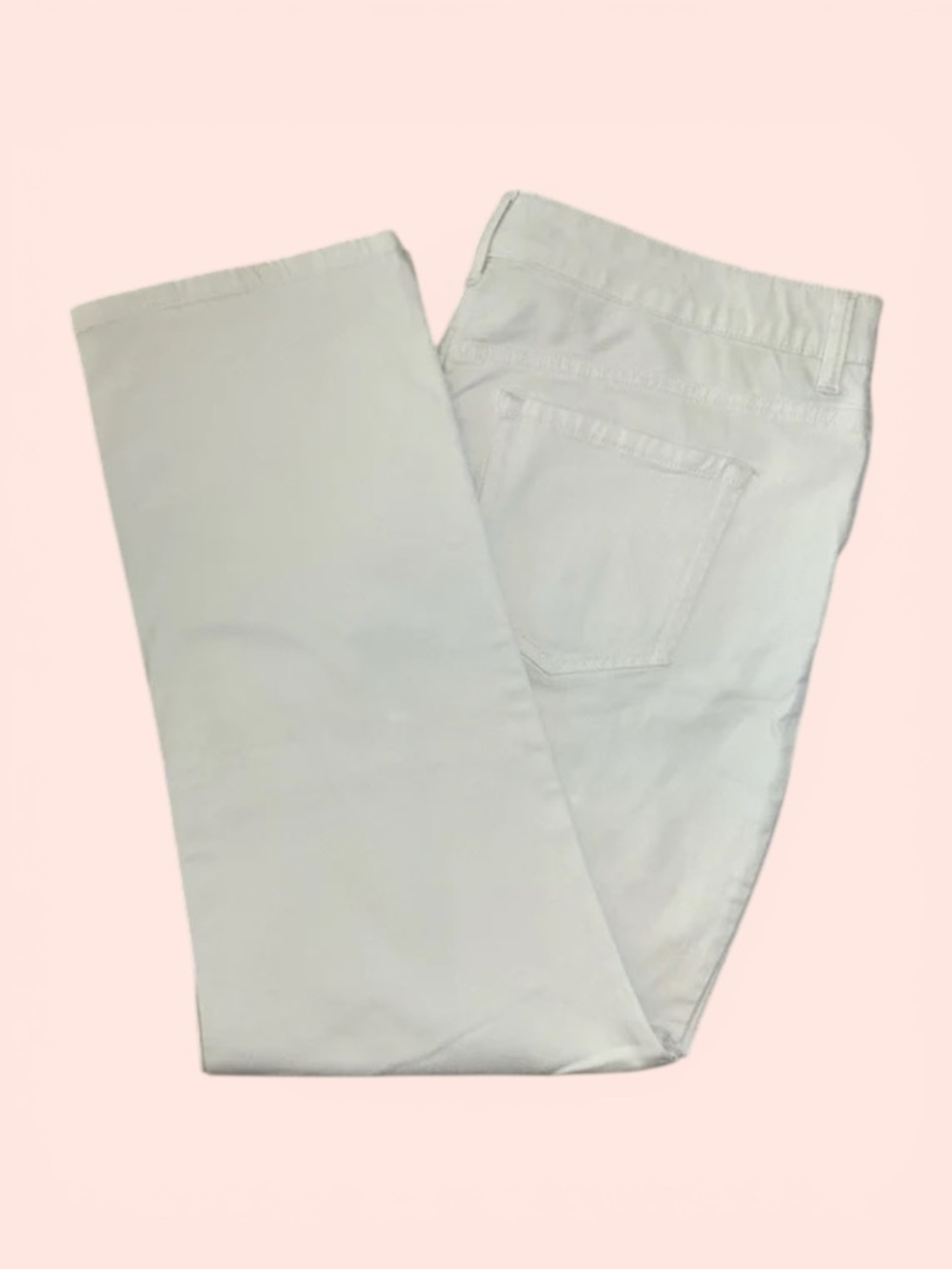 Gloria Vanderbilt Womenโs 18 Short White Amanda 2.0 Slim Leg Jeans
